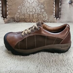 KEEN Women's Presidio Casual Comfortable Oxford